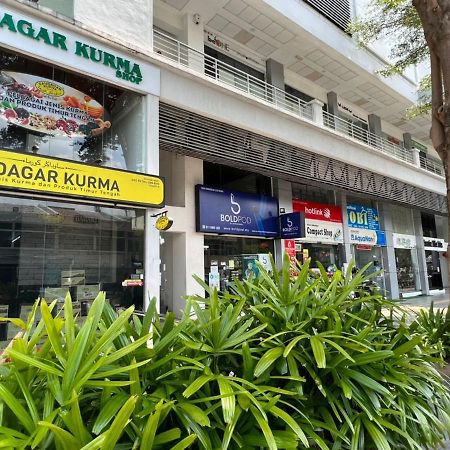 Ferienwohnung New 6Pax Soho Near Usm & Spice Arena & Airport Bayan Lepas Exterior foto